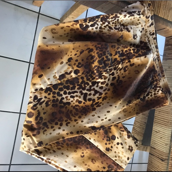 Katherine Kelly Animal Print Capri Pants - Picture 2 of 5